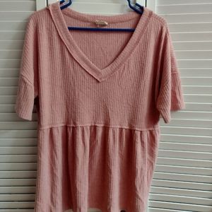 Woman's short sleeve